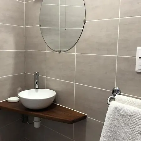 ホテル Hotel-bar L'embarcadere