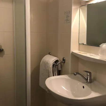 Hotel-bar L'embarcadere La Malène